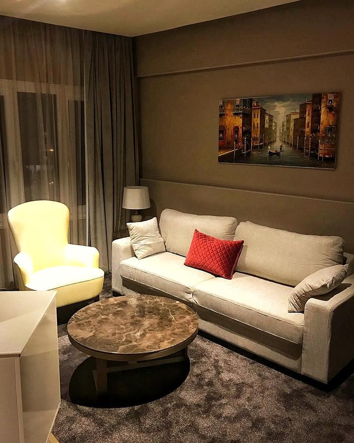 Lumiere Des Etoile Hotell Kuwait City Exteriör bild