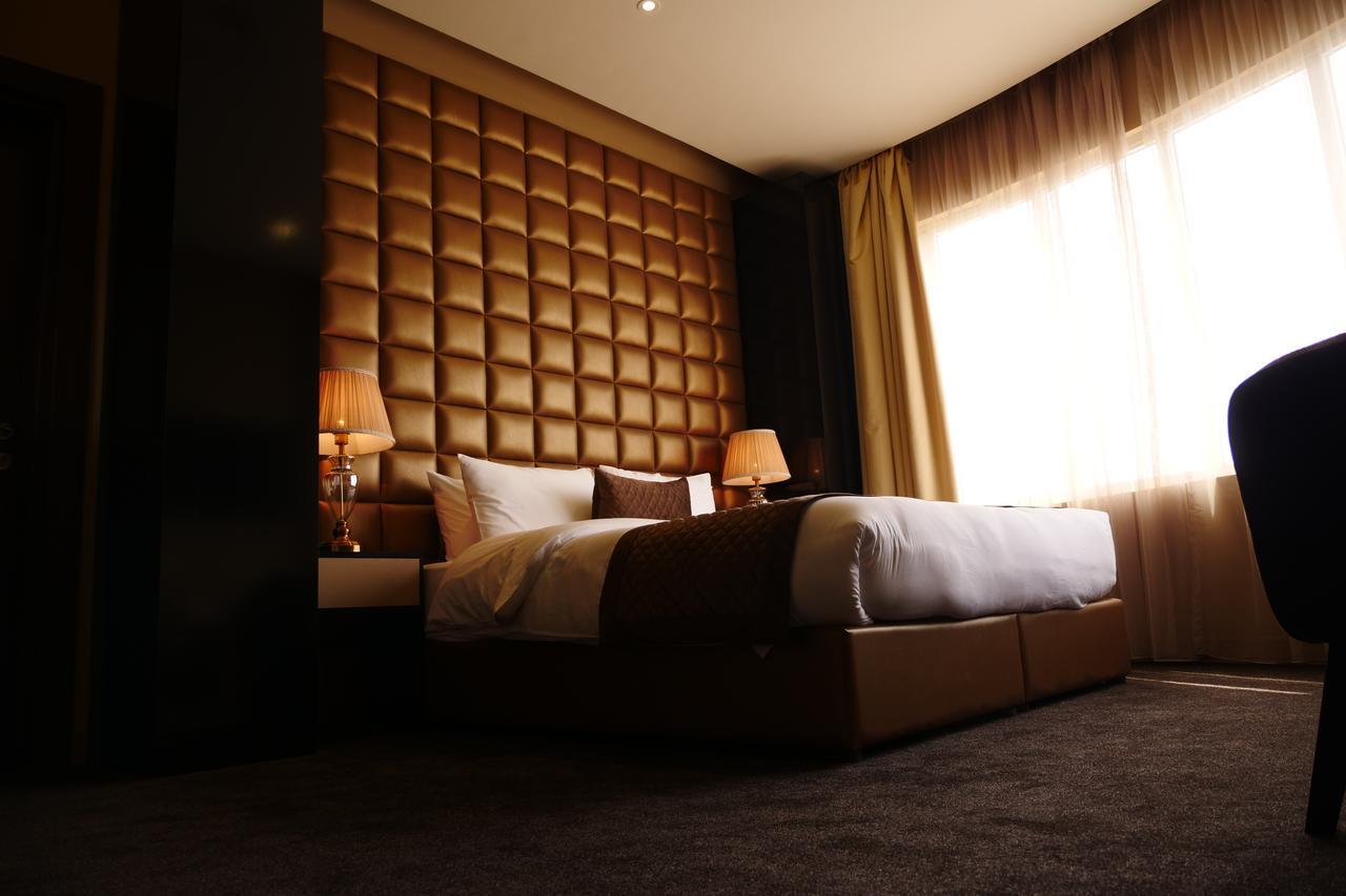 Lumiere Des Etoile Hotell Kuwait City Exteriör bild