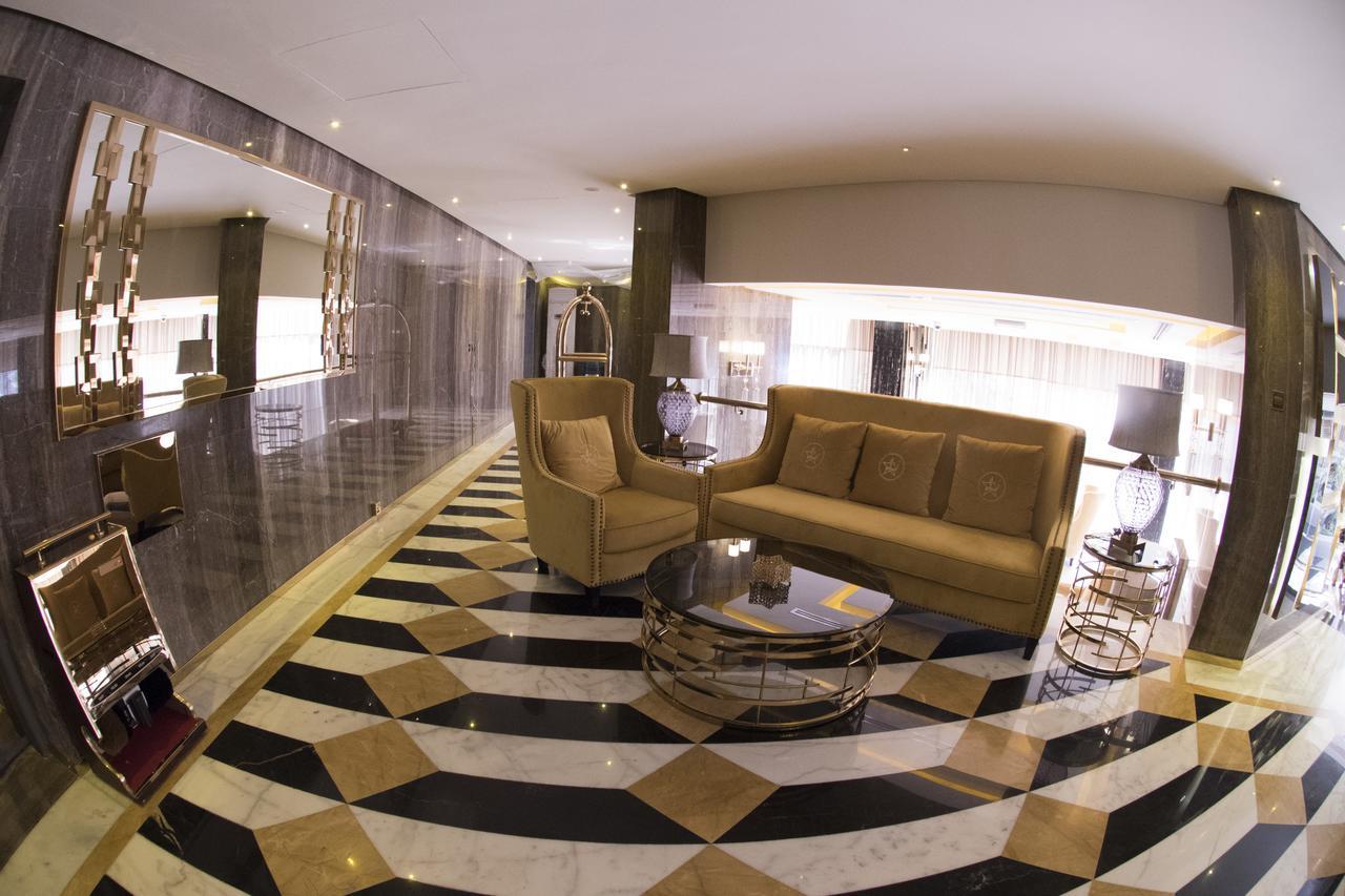 Lumiere Des Etoile Hotell Kuwait City Exteriör bild