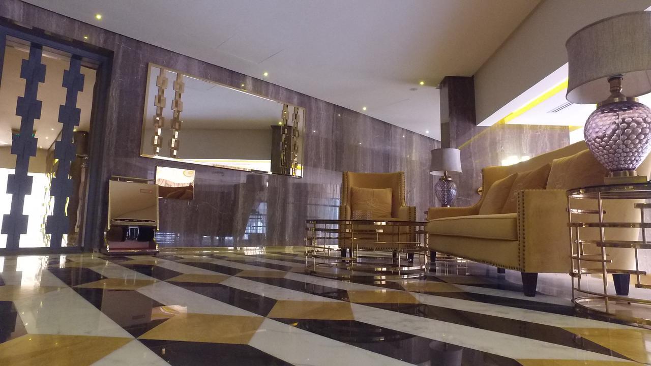 Lumiere Des Etoile Hotell Kuwait City Exteriör bild